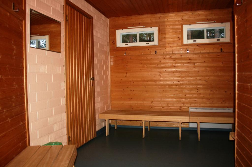 荒野中心鲑鱼湖酒店 Lohijärvi 外观 照片